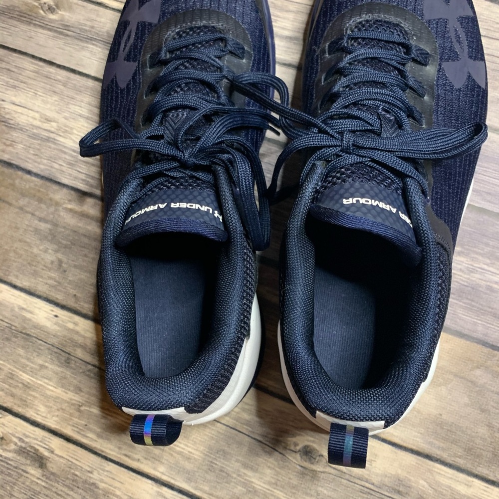 Under Armour Men’s Charged Legend Cross Trainer - Picture 14 of 15